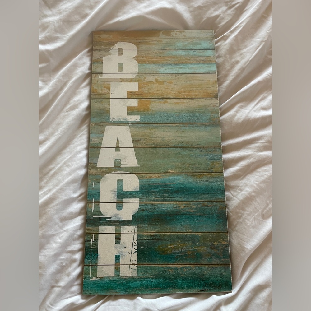 Distressed Beach Sign